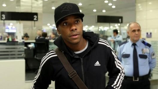 GA黄金甲体育平台-米体：若顺利，2027年后罗比尼奥可转为半自由刑&amp;amp;白天可外出